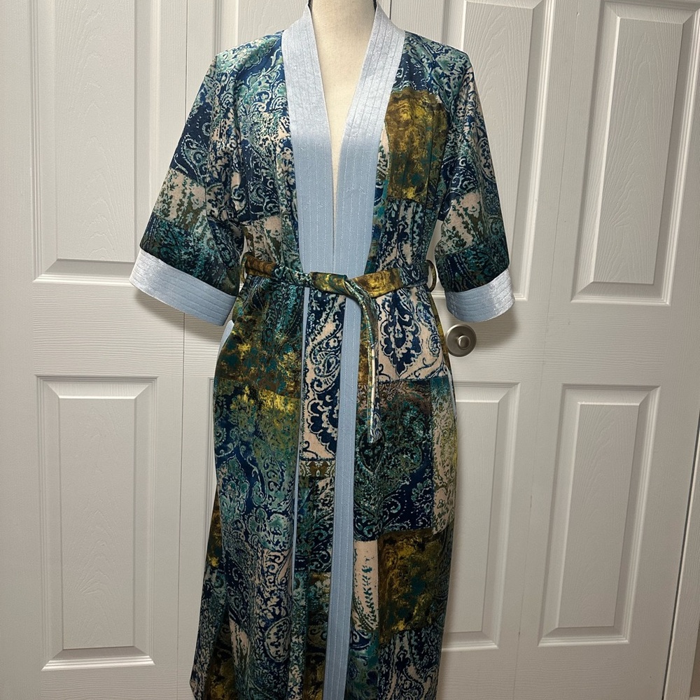 Multicolor Patterned Kimono Robe - image 1